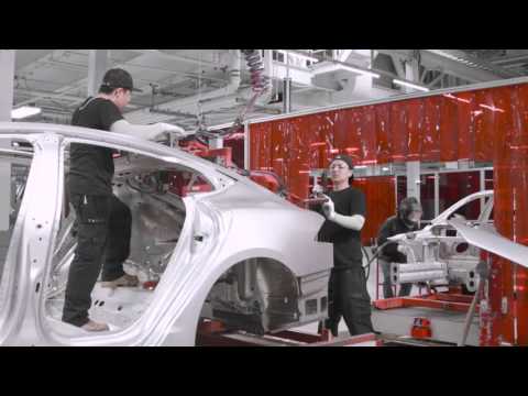 90 second tour around the Tesla Factory