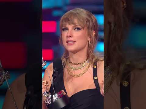 Taylor Swift wins Best Pop | 2023 VMAs