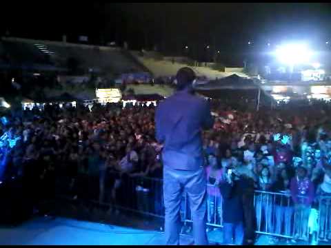 ⁣Tony Dize - Mi Amor Es Pobre - En Vivo @ Maraton San Blas Coamo Puerto Rico [Live]