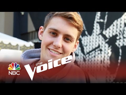 The Voice 2014 - Ryan Answers Your Twitter Questions (YouTube Exclusive)