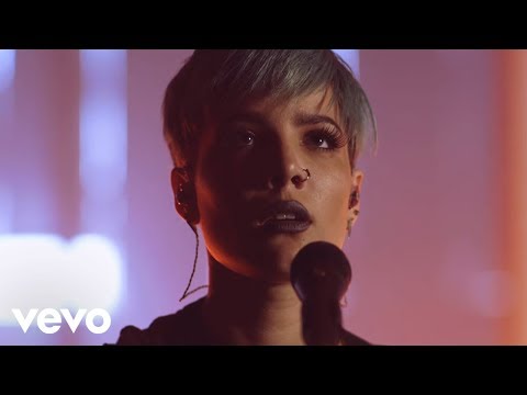 Halsey - Hold Me Down (Live Performance) (Vevo LIFT)