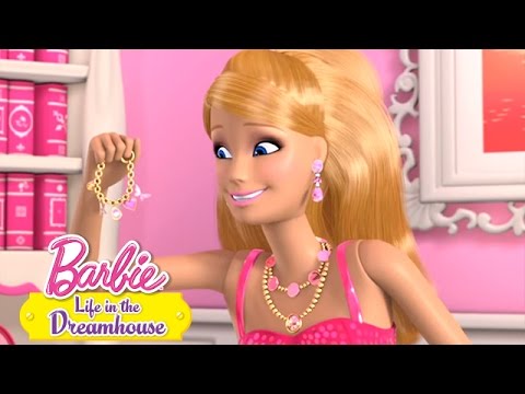 ⁣Подаръци в повече! | @Barbie