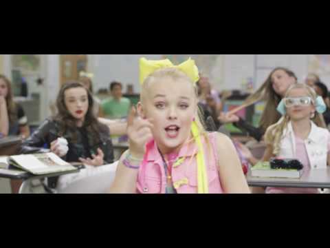 ⁣JoJo Siwa - BOOMERANG (Official Video)