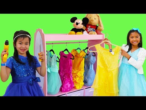 Wendy & Jannie Pretend Play Princess Dress Up w/ Pink Closet Girl Toys