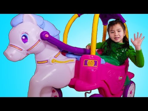 Jannie Build and Play with Princess Horse & Carriage Toy