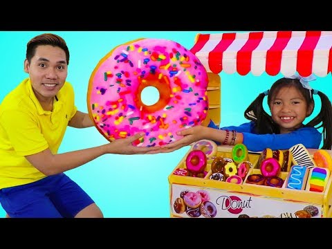 Wendy Pretend Play with Donut Bakery Shop Pretend Food Toys