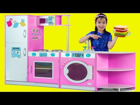 Jannie Pretend Play with DELUXE Kitchen Toy Set