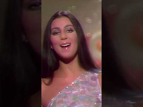 Cher's 1975 Magic: Rainy Days and Mondays & On the Sunny Side of the Street #music #cher #musician