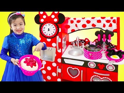 Jannie Pretend Cooking with GIANT Minnie Mouse Kitchen Toy