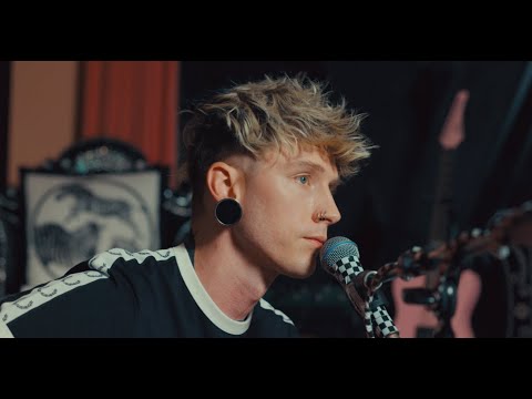 mgk - Sun to Me (Zach Bryan Cover) [Live from Cheshire Cottage]