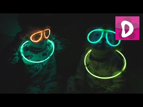 ⁣✿ Распаковка Очки и Ожерелья Светятся в Темноте Интересное видео детям Glow Eye Glasses Diana Show