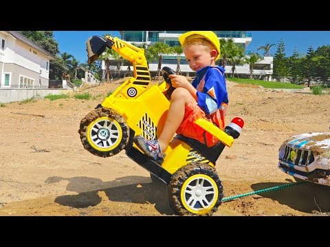 Vlad ride on excavator help little Nikita