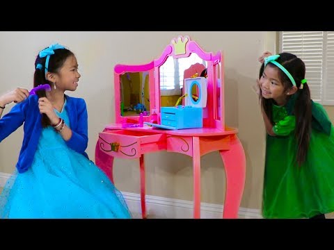 Emma & Wendy Pretend Play with Cute Pink Princess Makeup Vanity Play Table Girls Toy