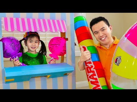 Jannie Pretend Play as Candy Maker at Candy Toy Store - Lollipop Play Doh Squishy Toys