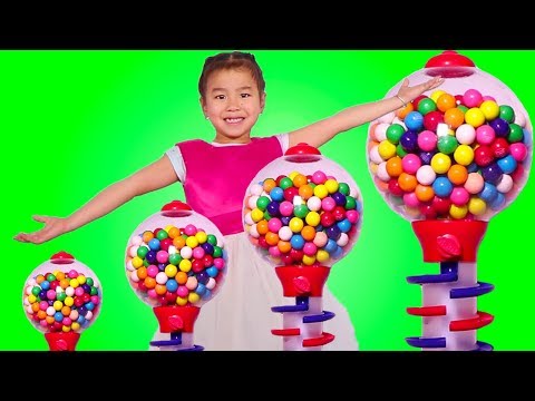 Smart Girl Wants a Giant Gumball Machine! Learns Colors - Funny Toys Video