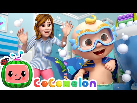 Fast Little Fishy Bath Time! 🐟 | CoComelon Nursery Rhymes & Kids Songs