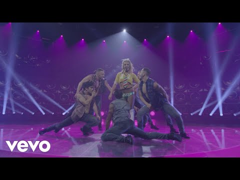 ⁣Britney Spears - Gimme More (Live from Apple Music Festival, London, 2016)