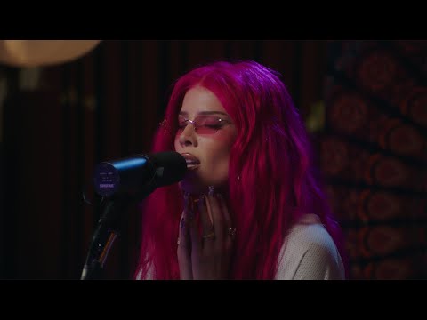 Halsey - Lucky (Stripped)