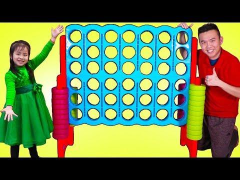 Jannie Pretend Play with Giant Connect 4 Toy