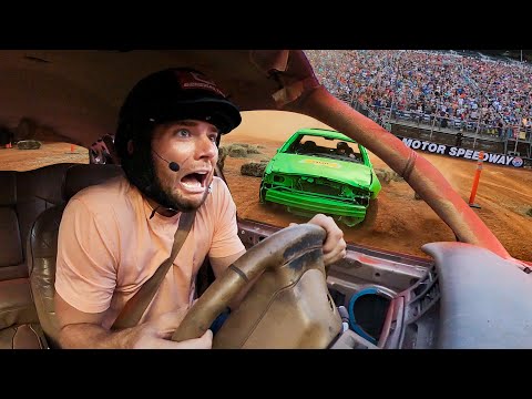 ⁣Demolition Derby Battle