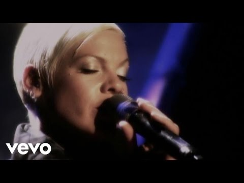 P!nk - Glitter In The Air