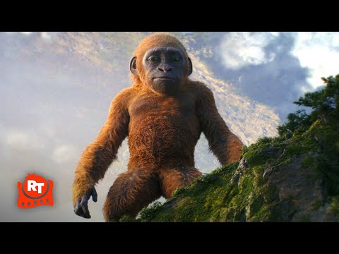 Godzilla x Kong: The New Empire (2024) - Suko Saves Kong From Apes | Movieclips