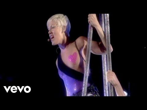 ⁣P!NK - Sober (Live)