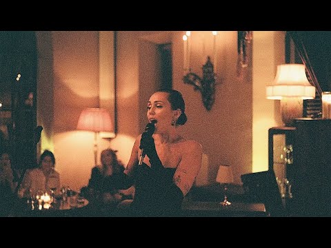 ⁣Miley Cyrus - Flowers (Live from Chateau Marmont)