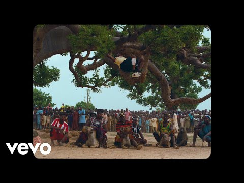 Travis Scott - HYAENA