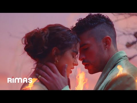 ⁣BAD BUNNY x ROSALÍA - LA NOCHE DE ANOCHE (Official Video)