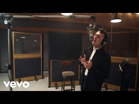 Sam Smith - Lay Me Down ft. John Legend (Red Nose Day 2015)