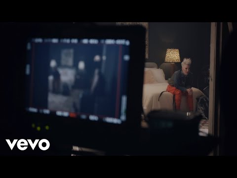 ⁣P!nk - Hurts 2B Human feat. Khalid (Behind The Scenes)