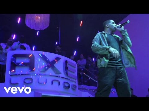 Drake - Throw It In The Bag (Live at Axe Lounge)