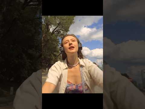 А сколько тебе лет? Мне 25)