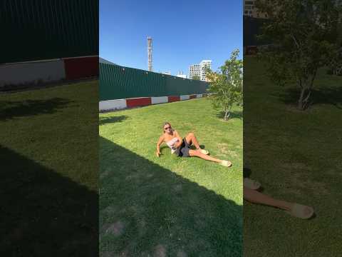 Хочешь чтобы мужик ухаживал? Ухаживай первая! #milash #пранк